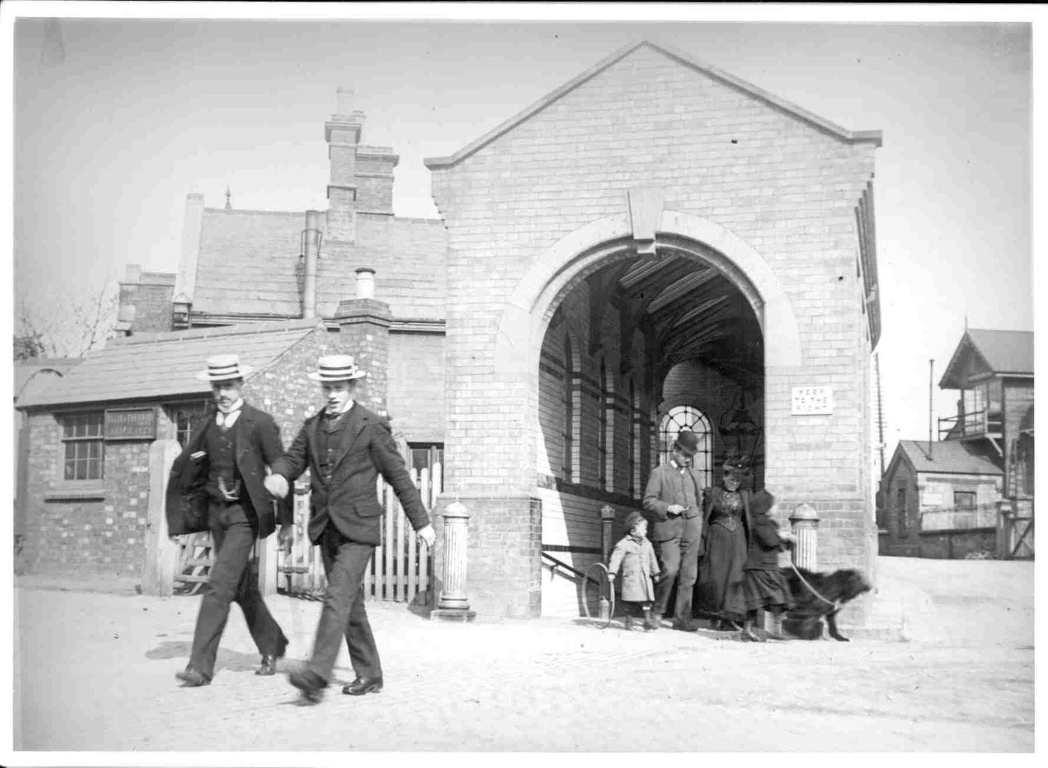 Cresent level crossing subway circa 1905. Peterborough